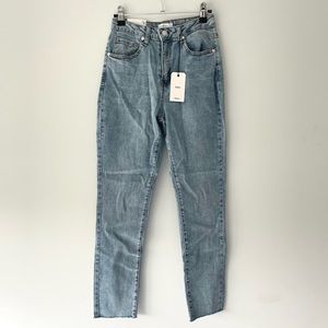 Forever 21 Hi-Rise Raw Cut Mom Jeans